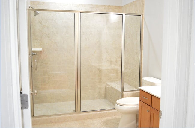 Building Photo - 155 E Broad St