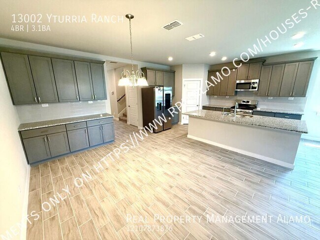 Building Photo - 13002 Yturria Rnch