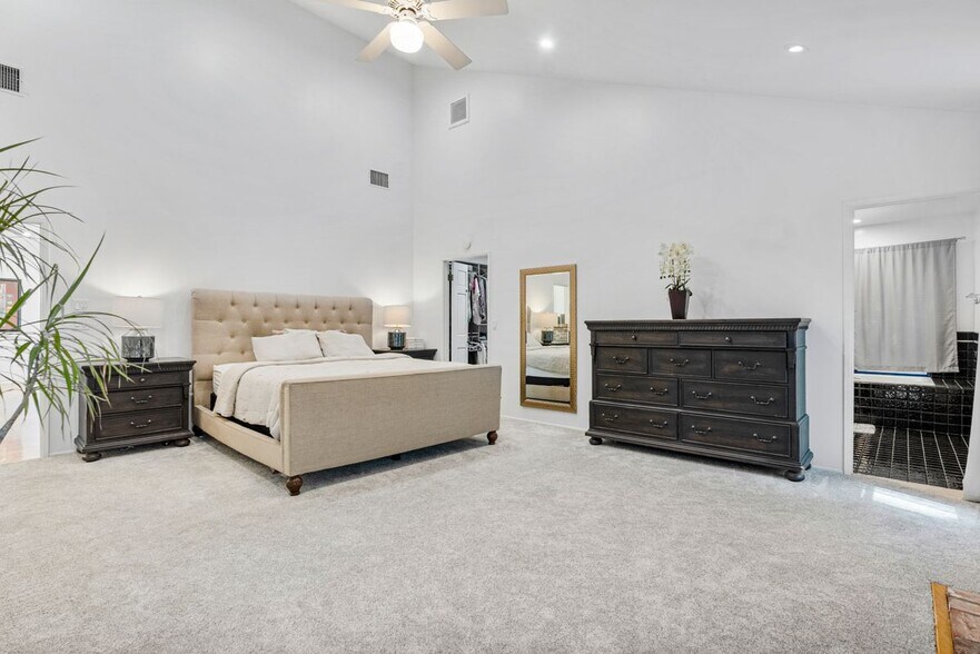 Building Photo - 4006 Milaca Pl