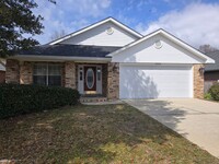 Building Photo - Adorable 3/2 Stonebrook Patio Home