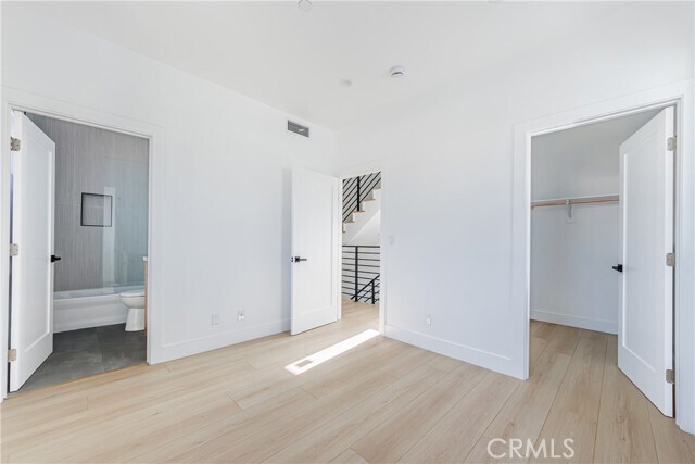 Building Photo - 13461 Beach Ave