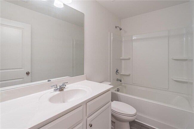 Building Photo - 512 Sausalito Walk