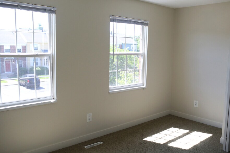 Building Photo - 4559 Tabor Rd NW