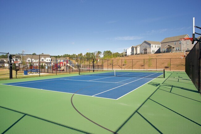 Building Photo - Spacious 2bd/2ba Ranch Style home with impressive club amenities located in Ellis Crossing