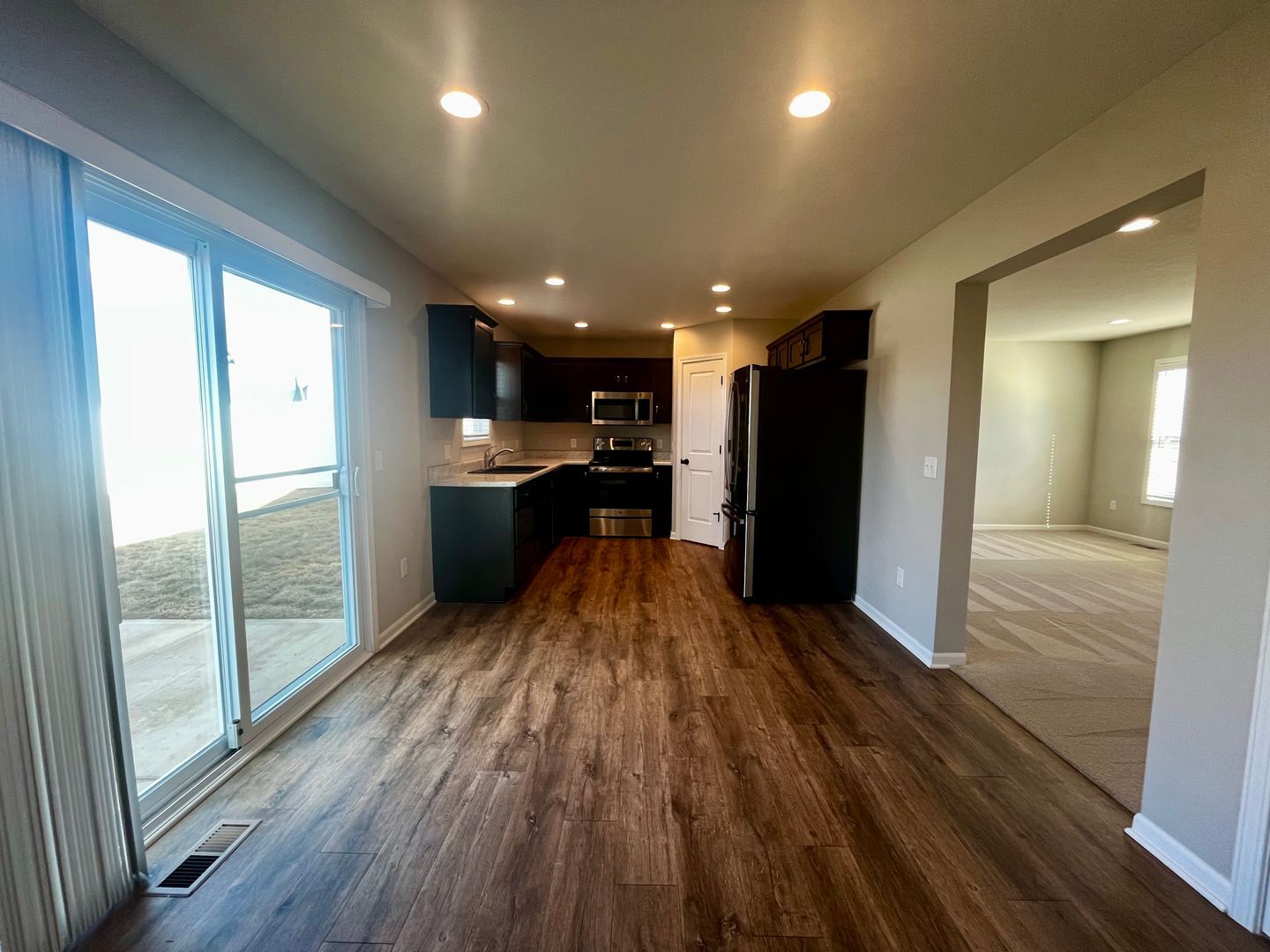 Building Photo - 1630 Teniente Ct