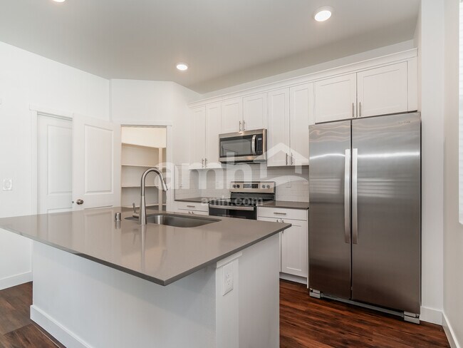 Building Photo - 7615 Verona Loop