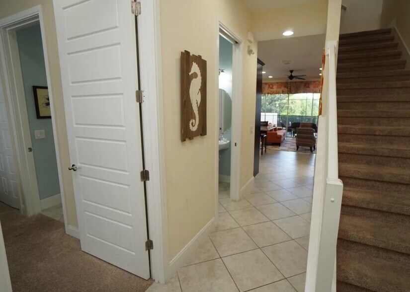 Building Photo - 510 Captiva Dr