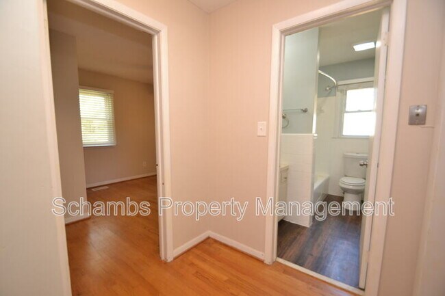 Building Photo - 5133 Lundy Dr