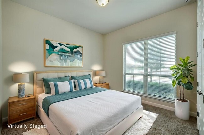 Building Photo - 204 Blue Spruce Way