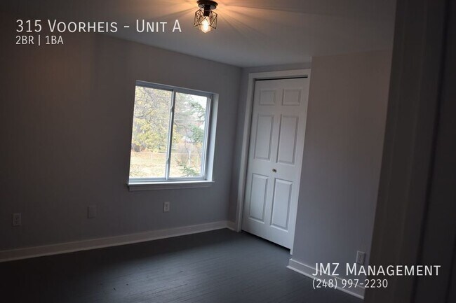 Building Photo - 315 Voorheis-Unit A