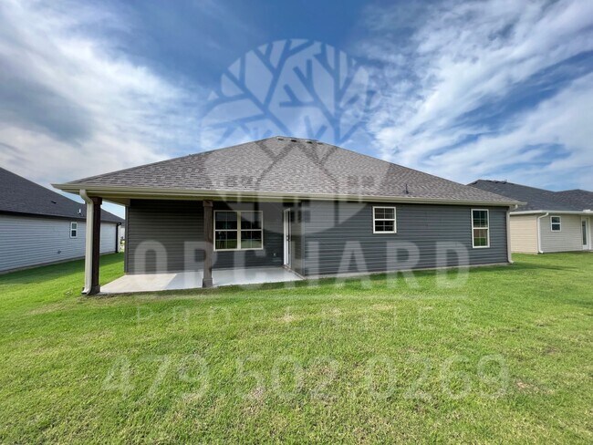 Building Photo - Siloam Springs- Single-Family Home- Popular Cedarwood Plan