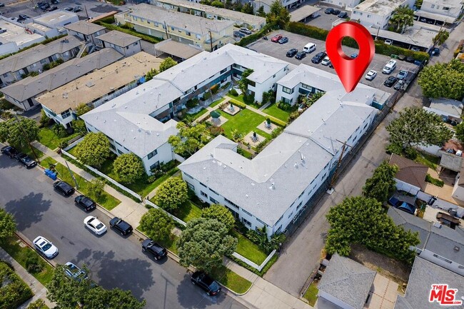 Building Photo - 2041 Euclid St