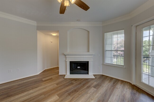 Building Photo - 3045 Marina Bay Dr