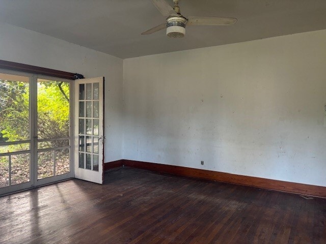 Building Photo - 119 W Bertheaud Ave