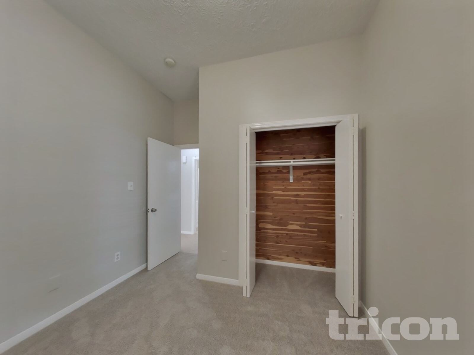 Building Photo - 6615 Laurel Glen Dr