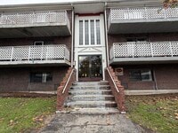 Building Photo - 126 Beaver St