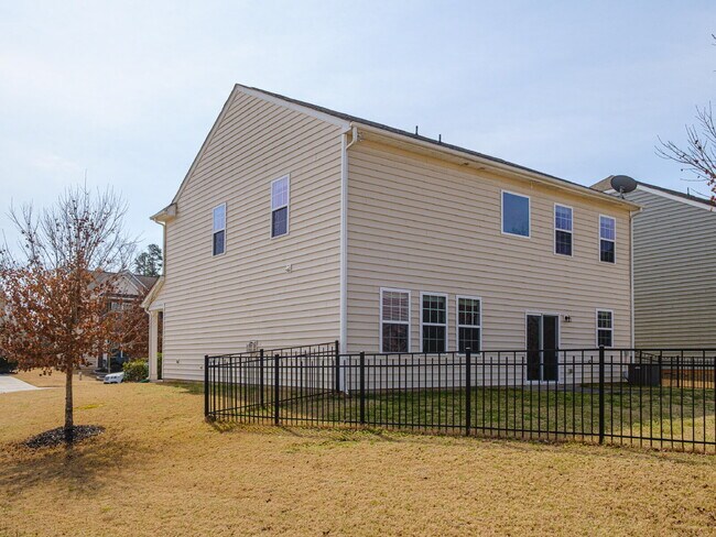 Building Photo - 1089 Wallace Lake Rd