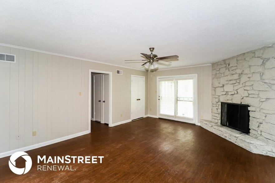 Building Photo - 7147 Hillshire Dr