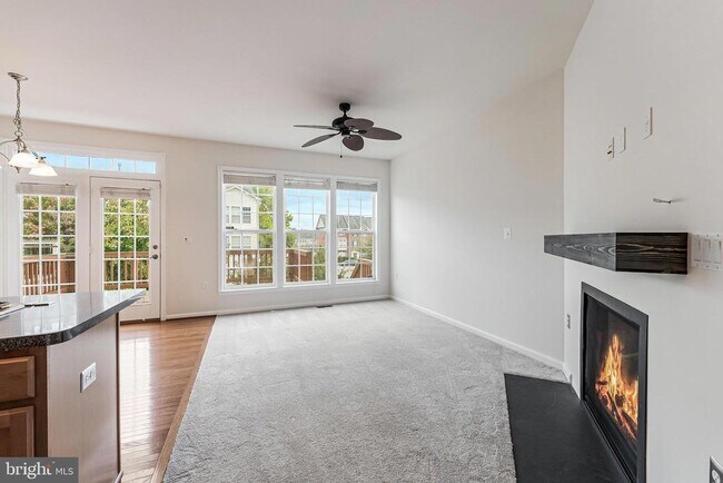 Building Photo - 16329 Flotsam Ln