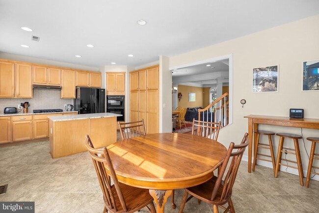 Building Photo - 5274 Pocosin Ln