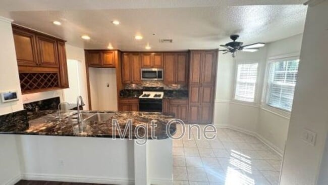 Primary Photo - 13723 Berkeley Ct