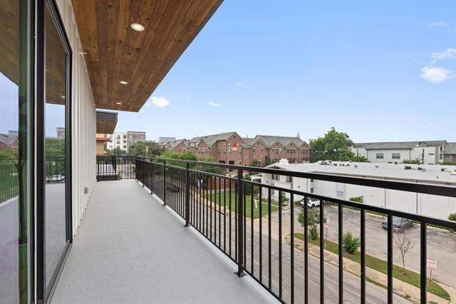 Building Photo - 4330 Dickason Ave