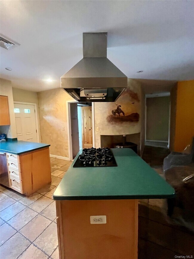 Building Photo - 769 Bullville Rd