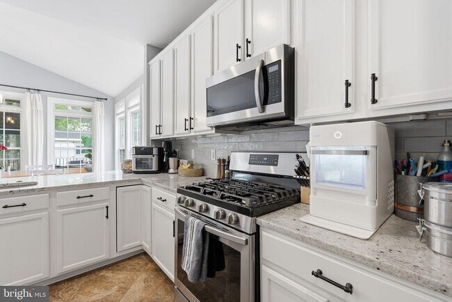 Building Photo - 43333 Wintersrun Ct