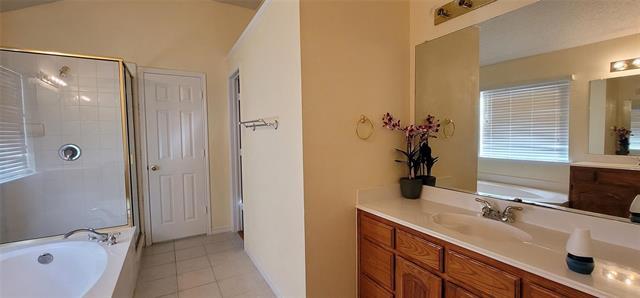 Building Photo - 3001 Creek Meadow Ln