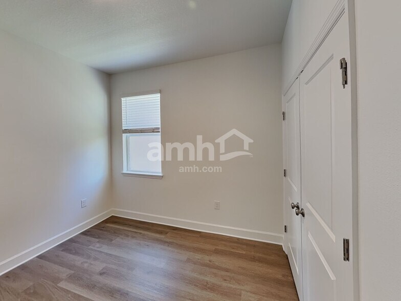 Building Photo - 16536 Cheyanne Ct