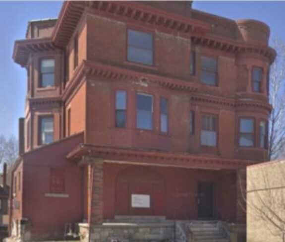 Building Photo - Oglesby Hotel Apartments
