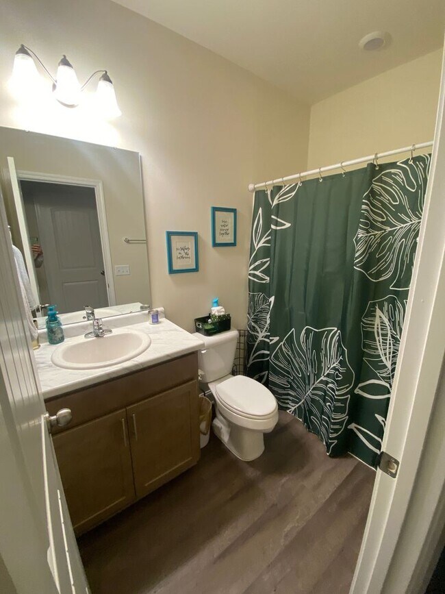 Building Photo - 4bed-2bath Newer built home in Hinesville, GA!