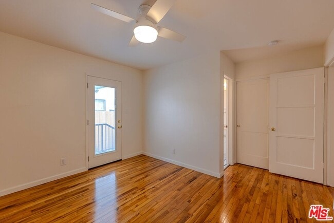 Building Photo - 302 N Maple St