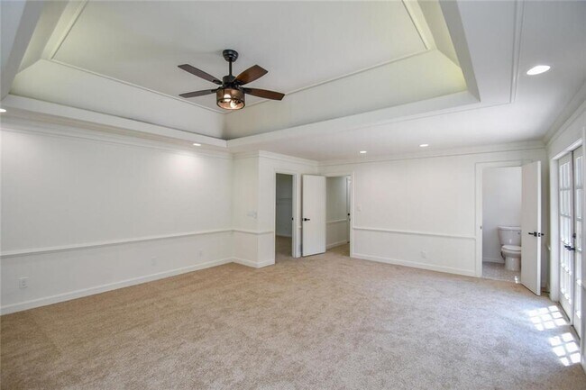 Building Photo - 17040 Birmingham Rd