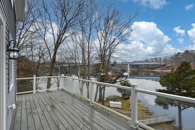 Building Photo - 1 Deer Is Rd