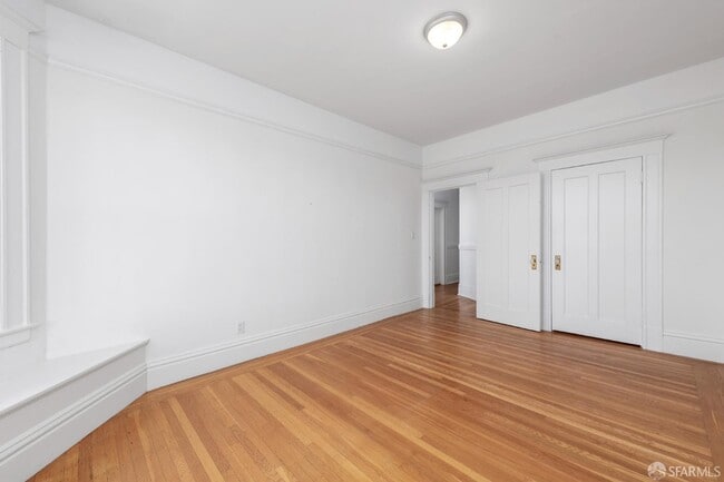 Building Photo - 3877 Jackson St