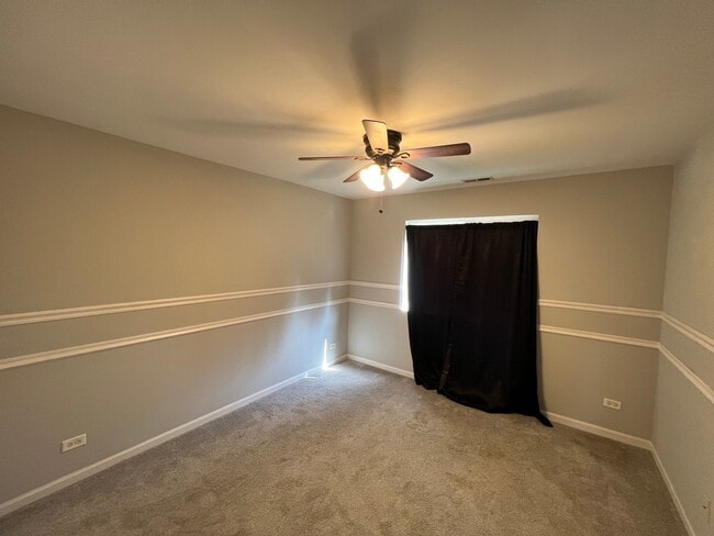 Building Photo - 6924 Clearwater Dr