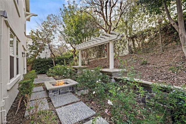 Building Photo - 5 Citrus Ln