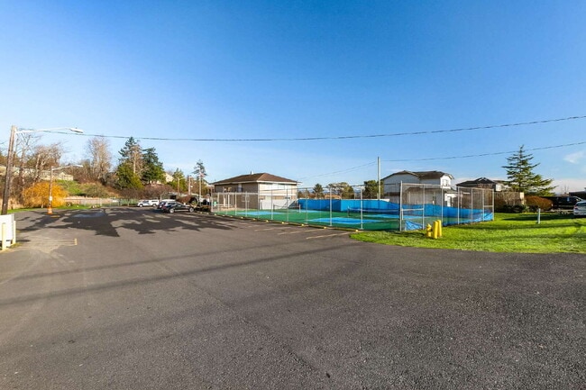 Building Photo - Breathtaking 3-Bed Beachfront Retreat with Scenic Views in Ferndale