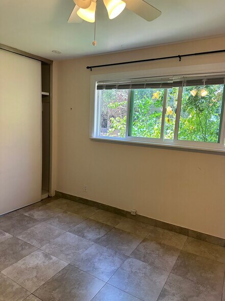 Building Photo - 1538 N Crescent Heights Blvd