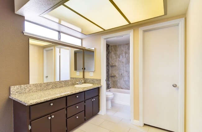 Building Photo - 5221 Percheron St