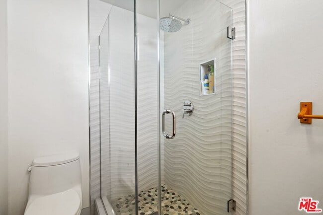 Building Photo - 4211 Avenida De La Encinal