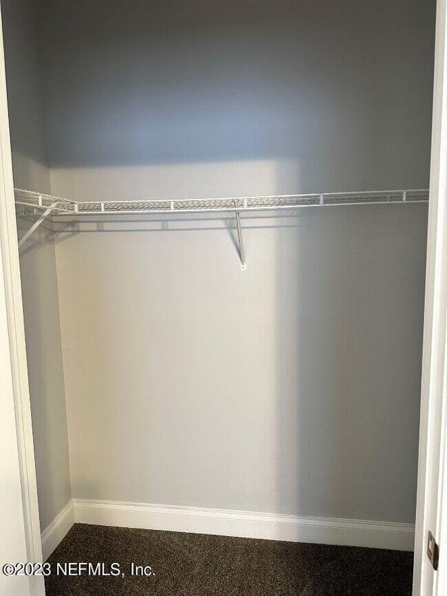 Building Photo - 155 Legendary Dr