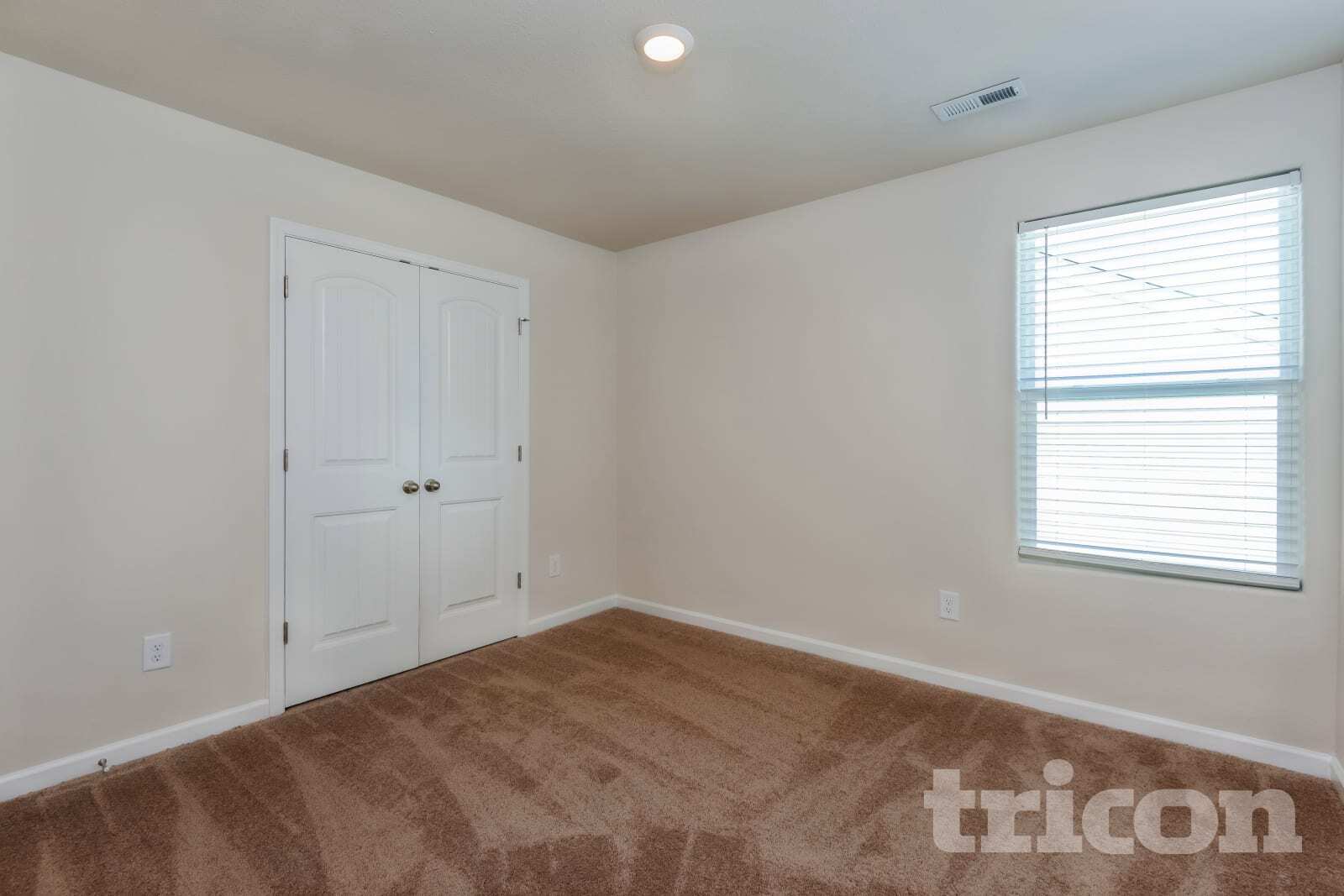 Building Photo - 4615 Hazelburn Dr