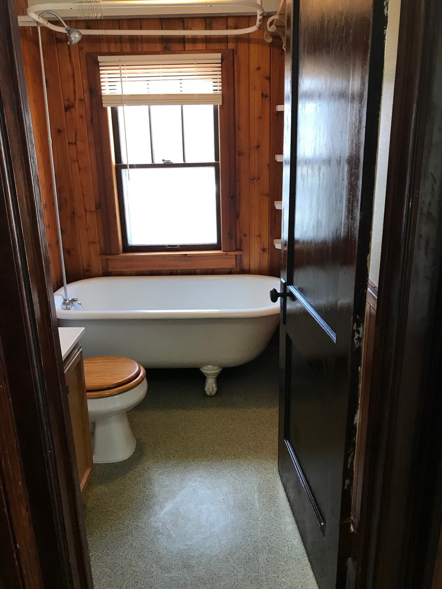 new window - 3226 Milwaukee St