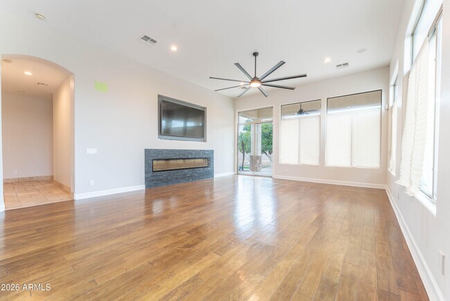 Building Photo - 3552 E Jaeger Cir