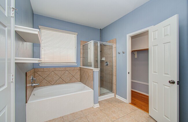 Building Photo - 6307 S Wintersage Ln