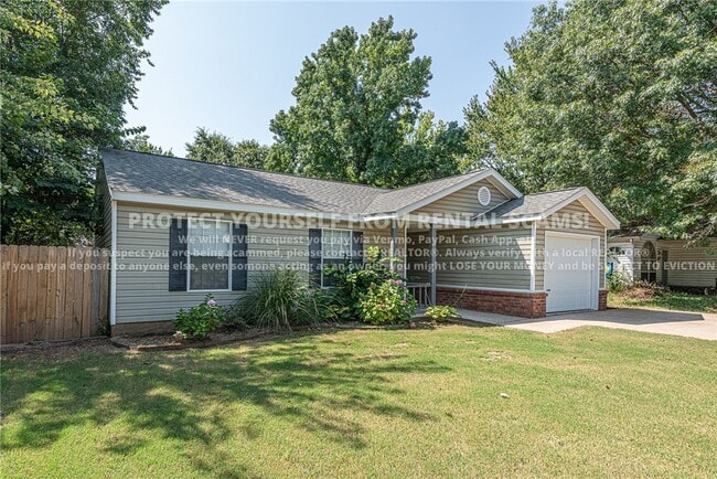Building Photo - 3161 W Oakfield St