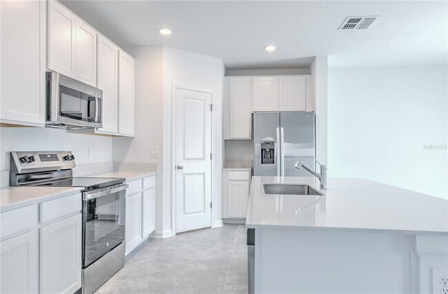 Building Photo - 1488 Cumberland Ave