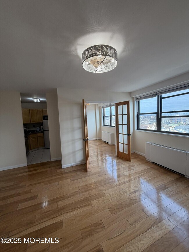 Building Photo - 1225 John F. Kennedy Blvd